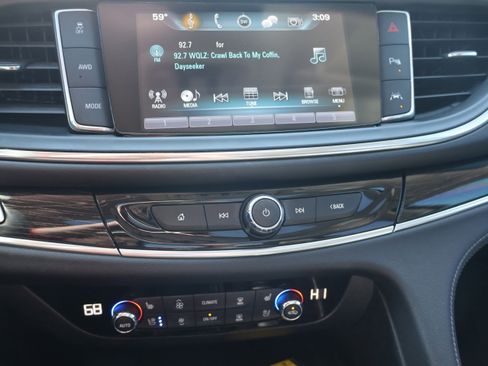 Used 2019 Buick Enclave Avenir w/ Avenir Technology Package image 20