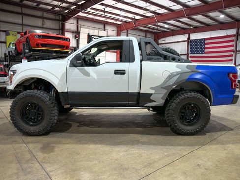Used 2019 Ford F150 XLT w/ Equipment Group 301A Mid AWD/4WD image 4