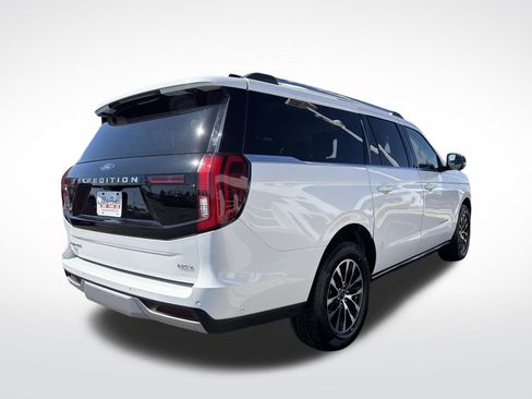 Certified 2025 Ford Expedition Max Platinum AWD/4WD image 9