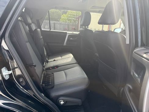 Used 2019 Toyota 4Runner SR5 Premium RWD image 10