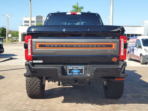 New 2025 Ford F250 Lariat w/ Lariat Ultimate Package image 5