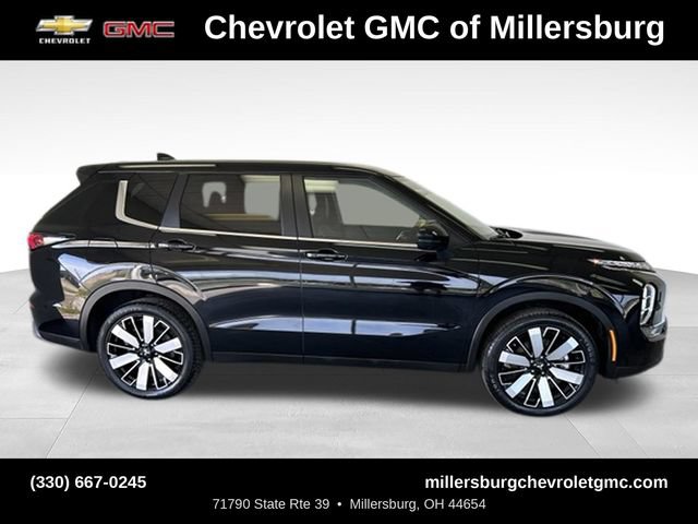 Used 2025 Mitsubishi Outlander SE AWD/4WD image 3