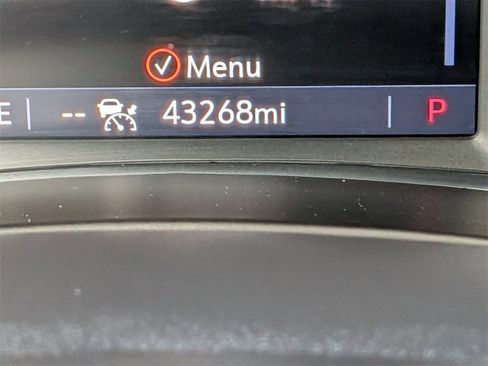 Used 2022 Chevrolet Equinox RS w/ RS Leather Package image 30