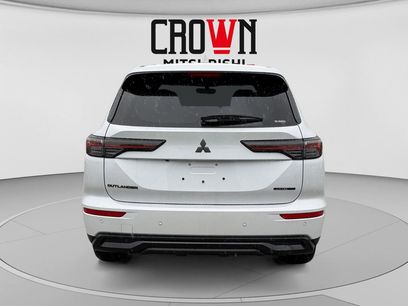 New 2026 Mitsubishi Outlander LE