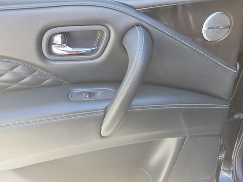 Used 2021 INFINITI QX80 Sensory w/ All-Season Package image 10