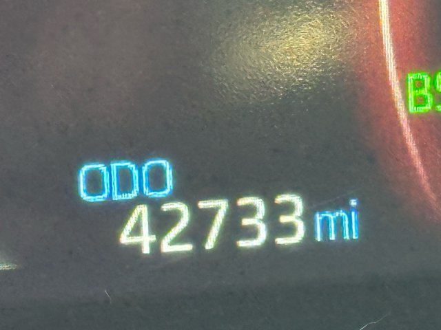 Used 2025 Toyota RAV4 XLE AWD/4WD image 8