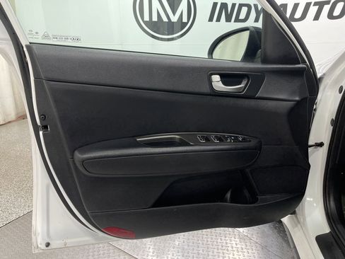 Used 2020 Kia Optima SE FWD image 14