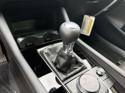 New 2026 MAZDA MAZDA3 2.5 S Hatchback w/ Premium Pkg FWD image 20
