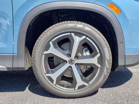 New 2026 Volkswagen Tiguan SE AWD/4WD image 12