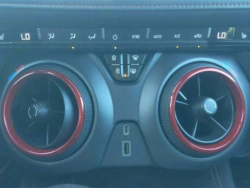 Used 2019 Chevrolet Blazer RS w/ LPO, Floor Liner Package image 26