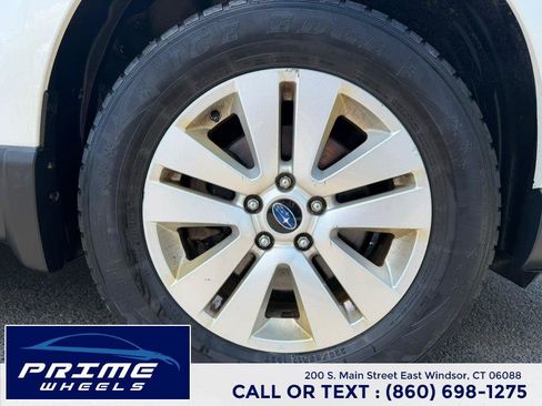 Used 2017 Subaru Outback 2.5i Premium AWD/4WD image 26