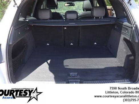 Used 2018 Mercedes-Benz GLC 300 4MATIC image 27