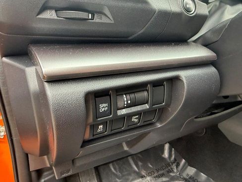 Used 2019 Subaru Crosstrek 2.0i Limited image 18