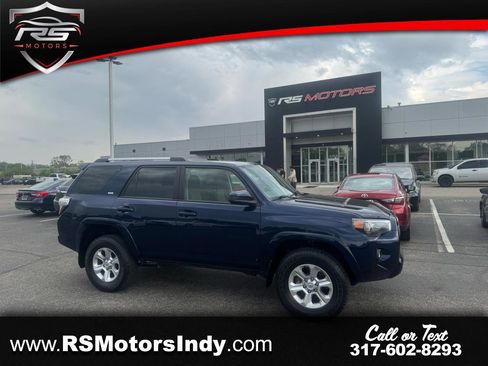 Used 2023 Toyota 4Runner SR5 AWD/4WD image 1