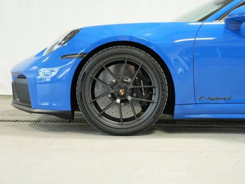 Used 2026 Porsche 911 Carrera GTS RWD image 42