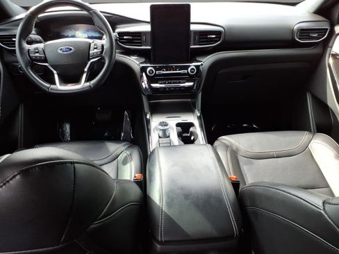 Used 2022 Ford Explorer ST w/ Equipment Group 401A AWD/4WD image 5