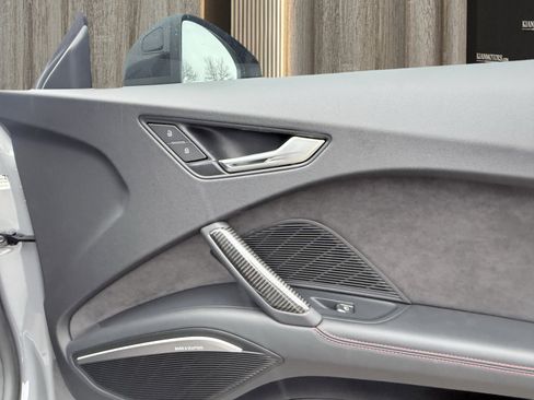 Used 2019 Audi TT RS image 38