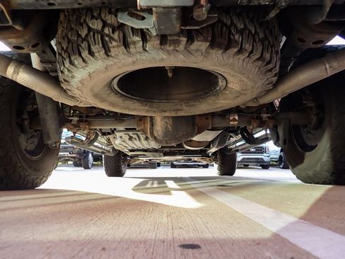 Used 2017 Ford F150 Raptor w/ Equipment Group 802A Luxury image 12