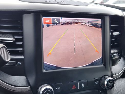 Used 2024 RAM 3500 Tradesman w/ Chrome Appearance Group image 20