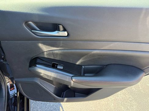 Used 2024 Nissan Altima 2.5 SR FWD image 20