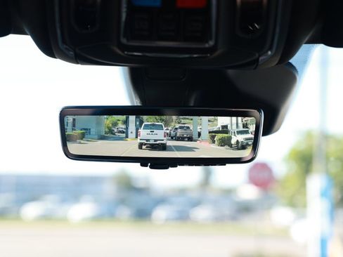 New 2025 Jeep Grand Cherokee Overland image 28