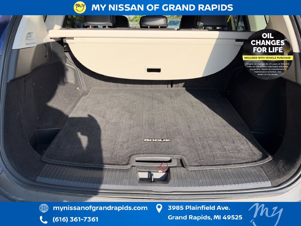 Certified 2023 Nissan Rogue SV w/ SV Premium B Package AWD/4WD image 30
