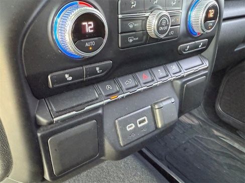 Used 2020 GMC Sierra 1500 Elevation w/ Elevation Value Package image 23