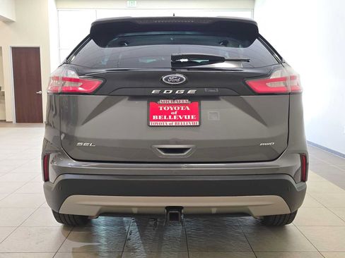 Used 2024 Ford Edge SEL w/ Convenience Package AWD/4WD image 5