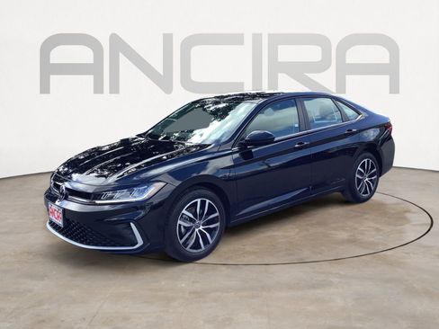 New 2026 Volkswagen Jetta SE FWD image 4
