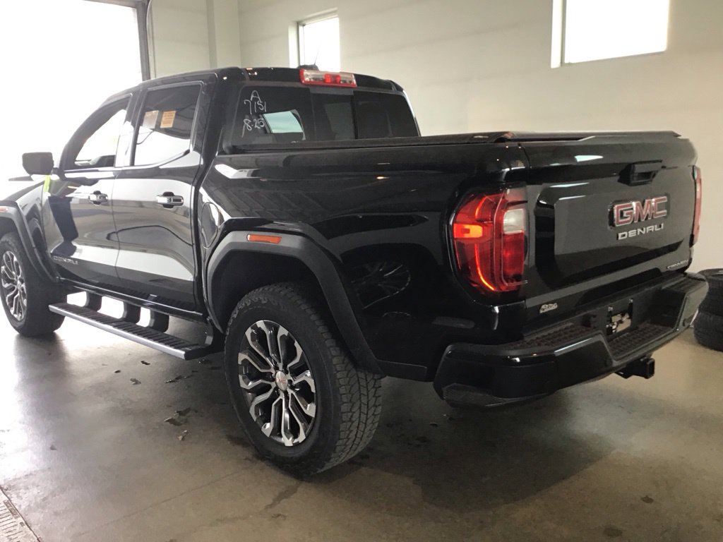 Used 2026 GMC Canyon Denali AWD/4WD image 4