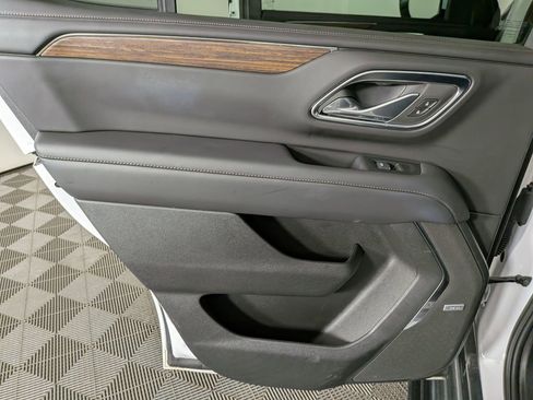 Certified 2024 Chevrolet Tahoe High Country w/ Premium Package image 31