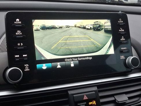 Used 2020 Honda Accord Sport image 18