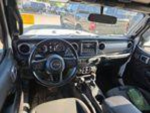 Used 2021 Jeep Wrangler Unlimited Sport AWD/4WD image 6