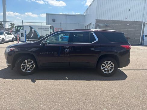 Used 2020 Chevrolet Traverse LT FWD image 5