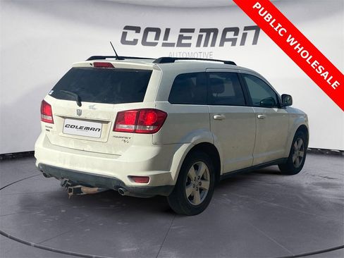 Used 2012 Dodge Journey SXT w/ Flexible Seating Group image 5