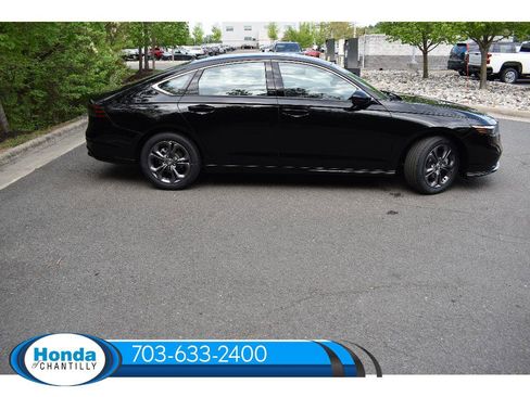 New 2026 Honda Accord Hybrid EX-L image 8