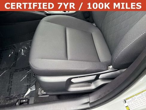 Used 2025 Toyota Corolla LE w/ LE Premium Package FWD image 15