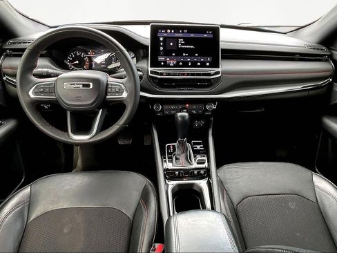 Used 2023 Jeep Compass Trailhawk w/ Trailhawk Convenience Group image 7