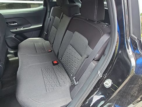 Certified 2025 Nissan Kicks SV FWD image 14