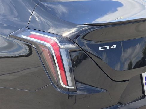 Used 2022 Cadillac CT4 V image 6