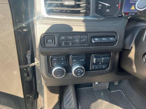 Used 2021 GMC Yukon Denali w/ Denali Ultimate Package AWD/4WD image 15