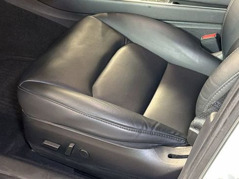 Used 2022 Tesla Model Y Performance image 22