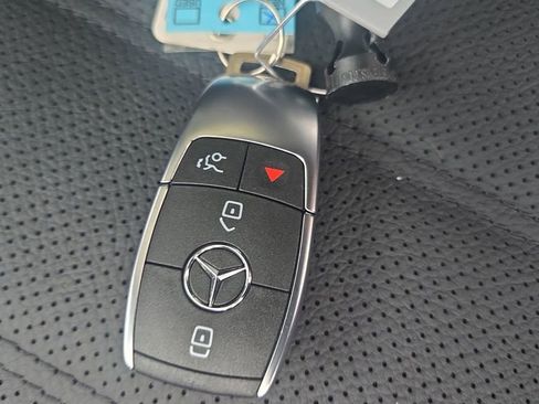 New 2026 Mercedes-Benz GLS 450 4MATIC image 29