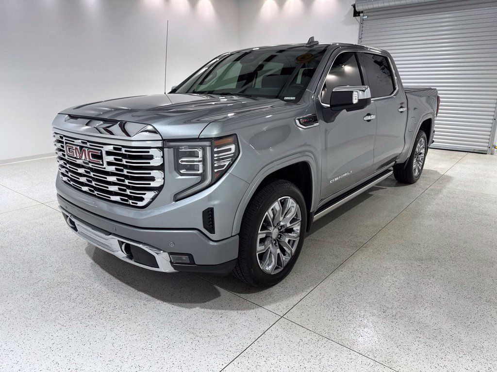 Used 2026 GMC Sierra 1500 Denali AWD/4WD image 1