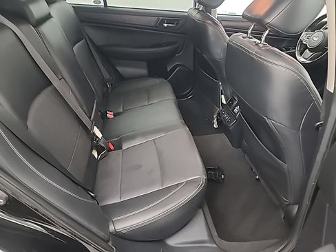 Used 2019 Subaru Outback 2.5i Limited AWD/4WD image 15