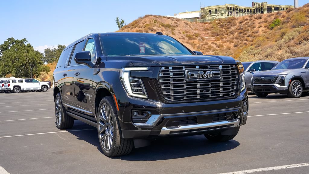 New 2026 GMC Yukon XL Denali Ultimate AWD/4WD image 5