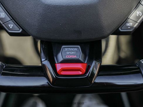 Used 2020 Lamborghini Huracan EVO AWD/4WD image 43