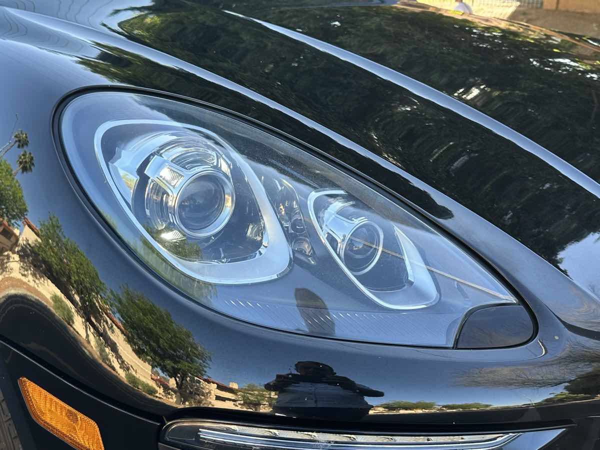 Used 2018 Porsche Macan AWD/4WD image 56