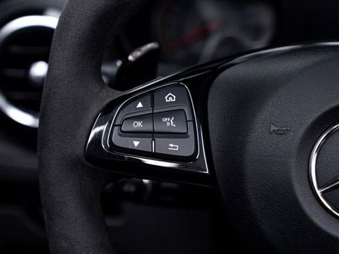 Used 2018 Mercedes-Benz AMG GT C image 23