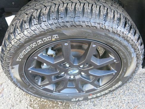 Used 2024 Subaru Crosstrek 2.5i Wilderness w/ Wilderness Package image 34